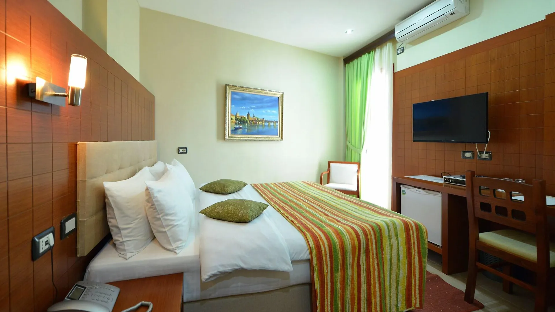 City 5 Hotel Tirana