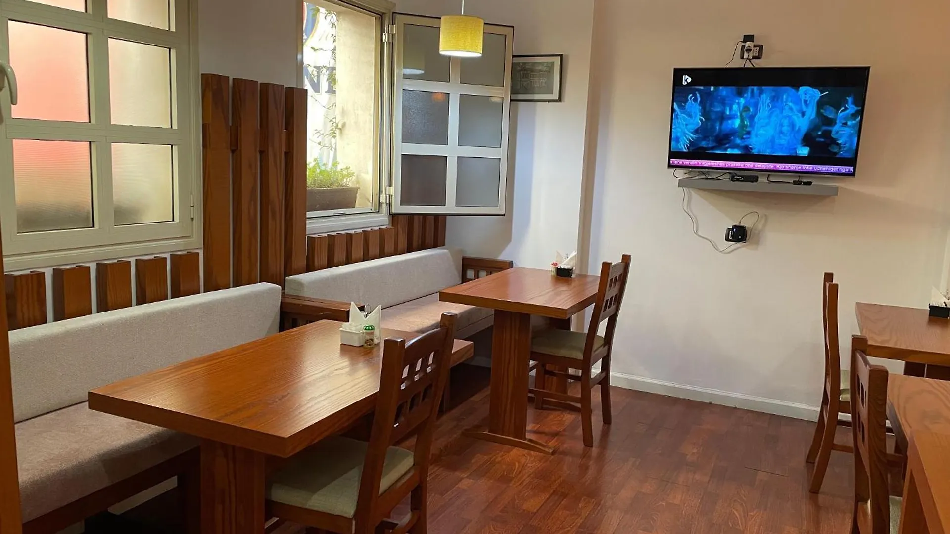 City 5 Hotel Tirana